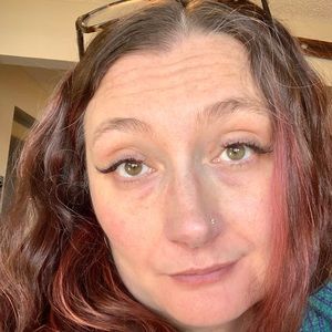 Meet your Posher, Dara